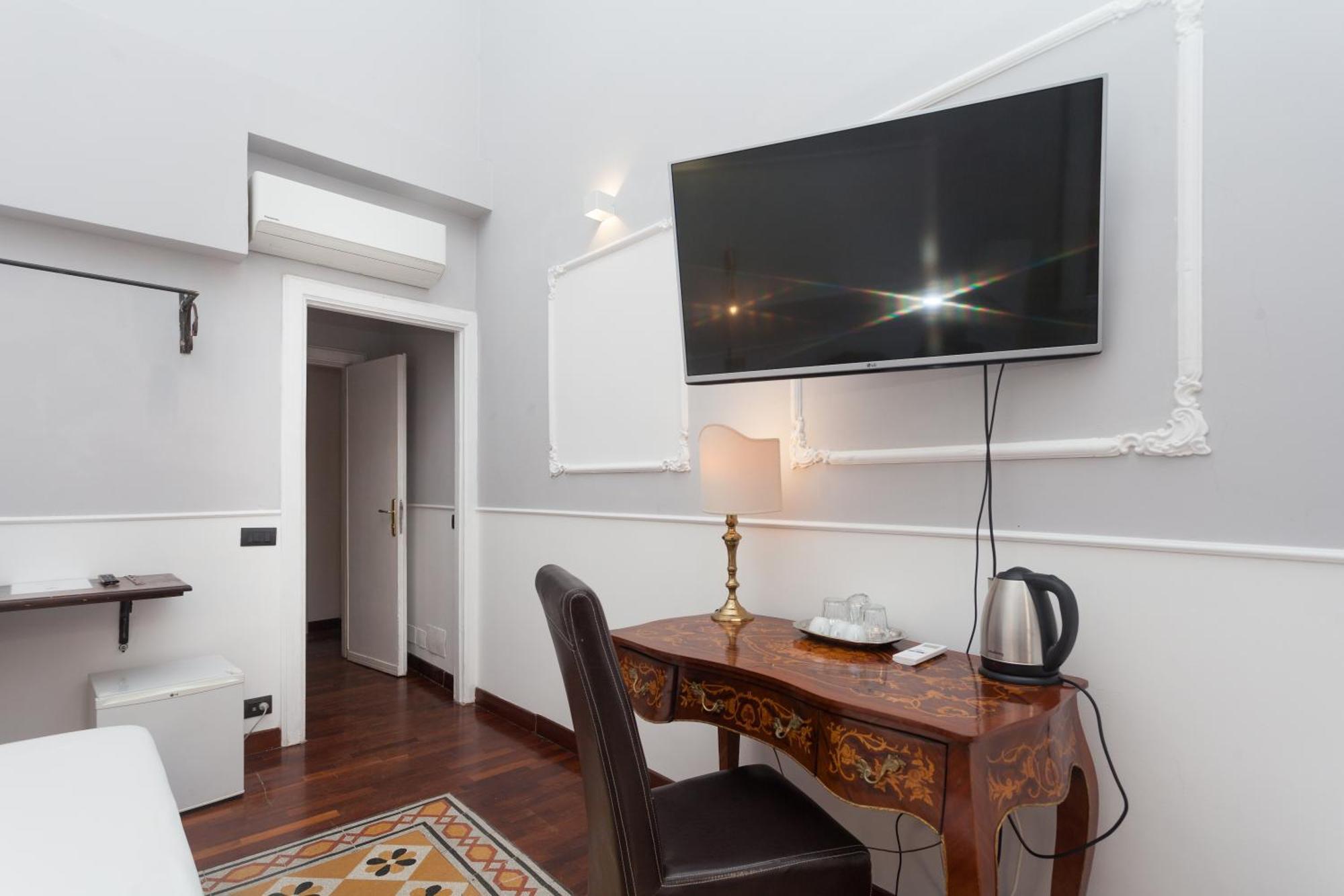 Palazzo Del Duca Piazza Navona Guest House Rzym Zewnętrze zdjęcie